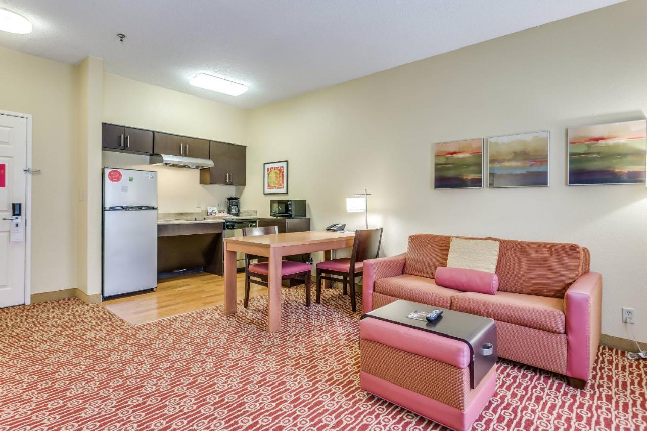 Towneplace Suites By Marriott Dallas Bedford Dış mekan fotoğraf