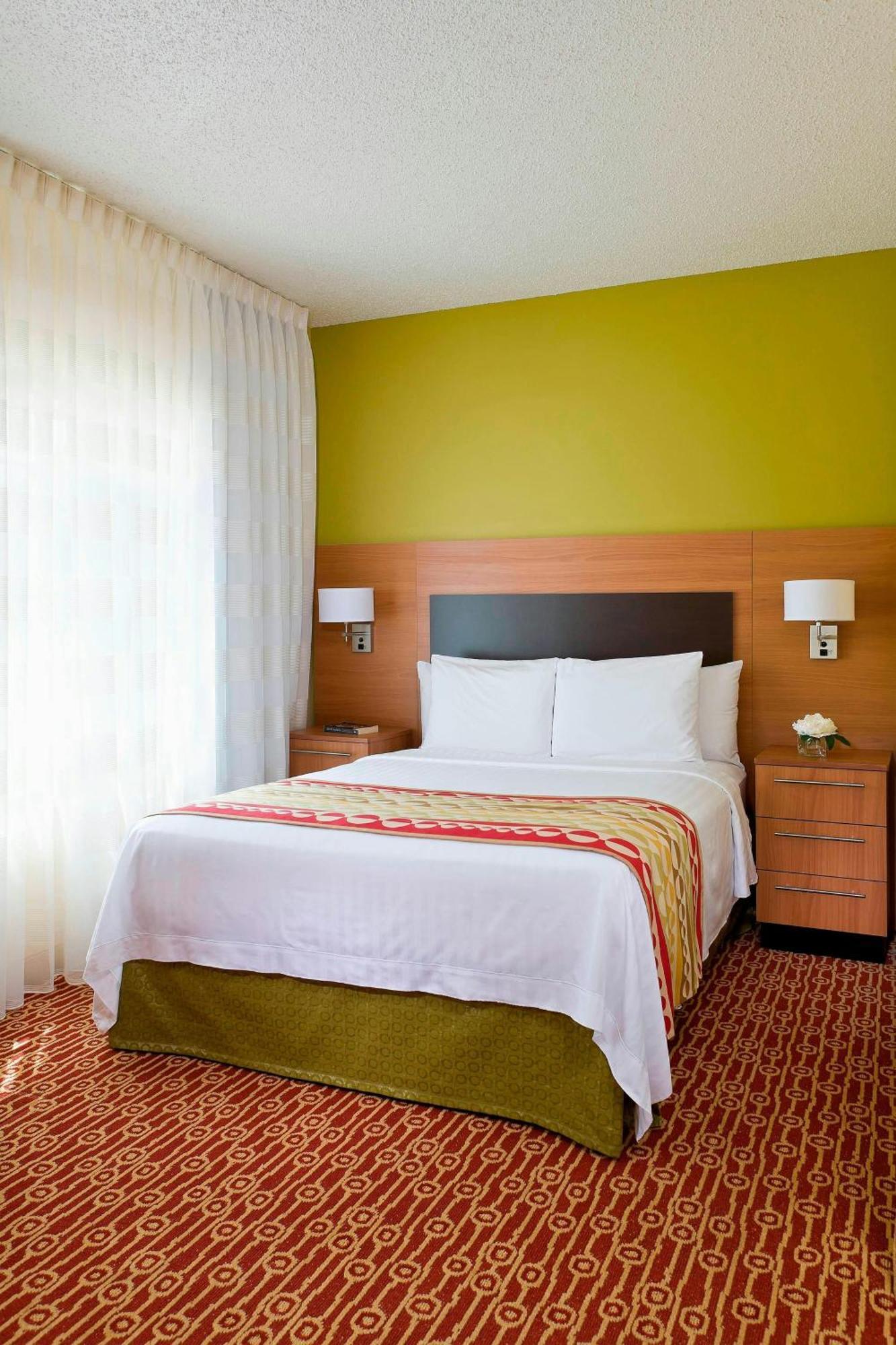 Towneplace Suites By Marriott Dallas Bedford Dış mekan fotoğraf