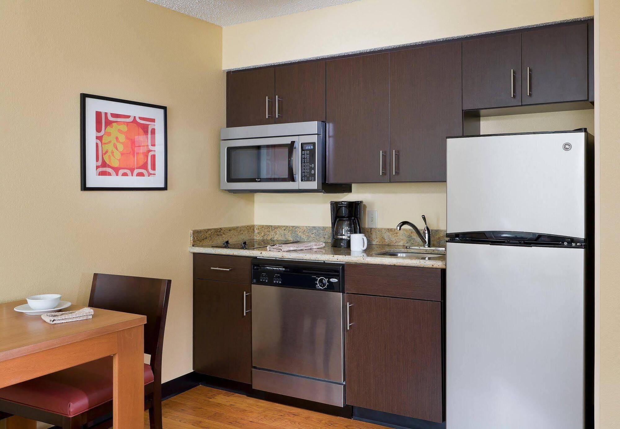 Towneplace Suites By Marriott Dallas Bedford Oda fotoğraf